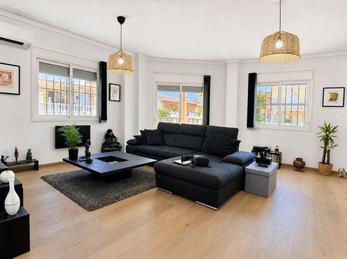 Image No.22-3 Bed Semi-Detached for sale