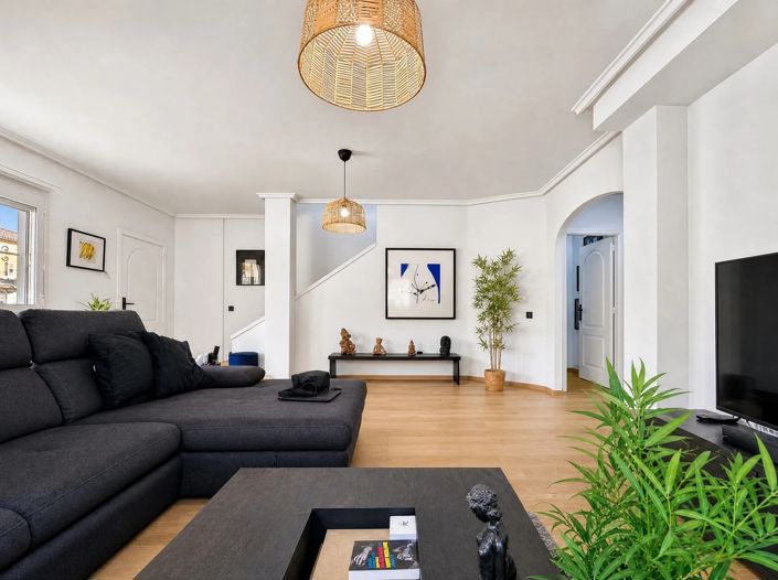 Image No.24-3 Bed Semi-Detached for sale