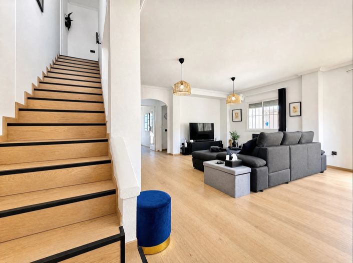 Image No.26-3 Bed Semi-Detached for sale