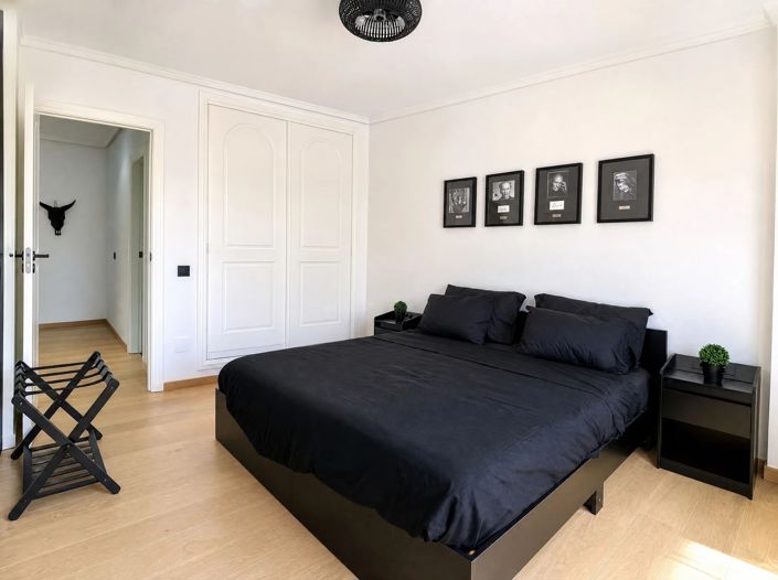 Image No.32-3 Bed Semi-Detached for sale
