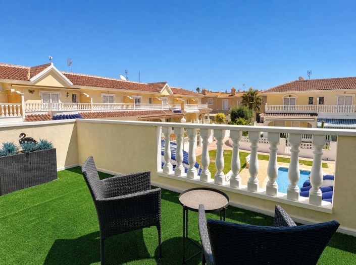 Image No.40-3 Bed Semi-Detached for sale