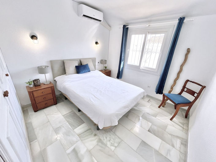 Image No.18-3 Bed Villa for sale