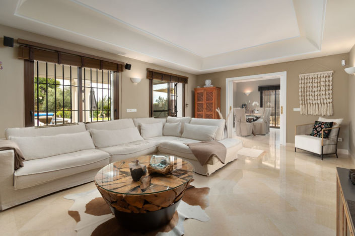 Image No.47-5 Bed Villa for sale