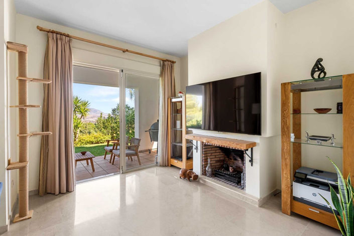 Image No.17-3 Bed Townhouse for sale