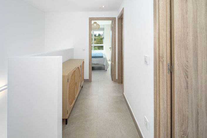 Image No.17-3 Bed Townhouse for sale