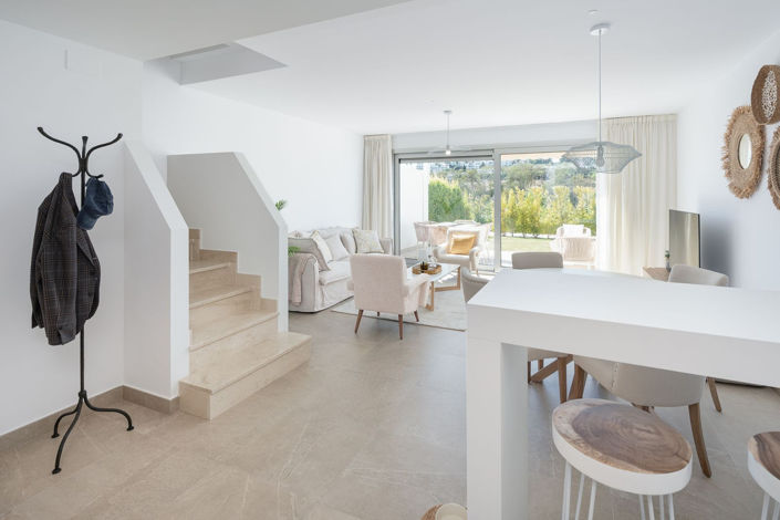 Image No.3-3 Bed Townhouse for sale