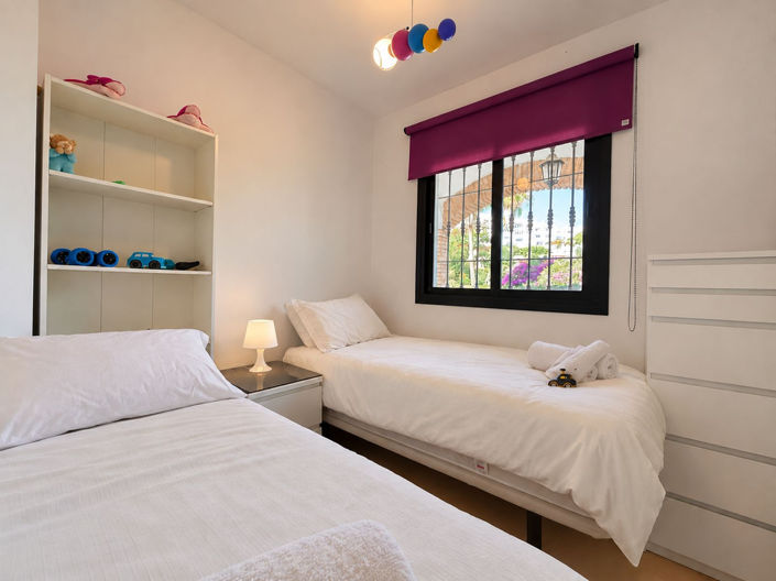 Image No.15-3 Bed Villa for sale