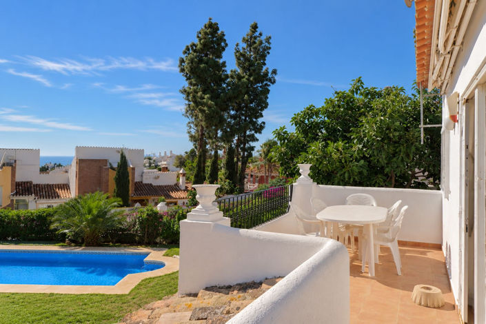 Image No.2-3 Bed Villa for sale