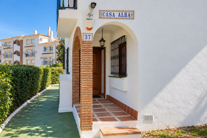 Image No.26-3 Bed Villa for sale
