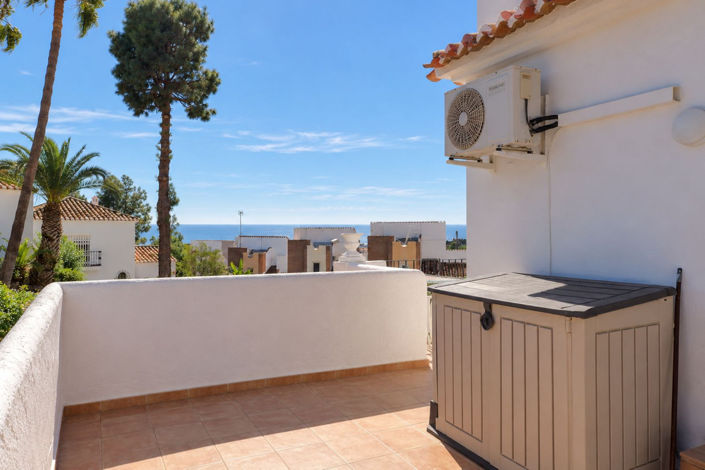 Image No.3-3 Bed Villa for sale