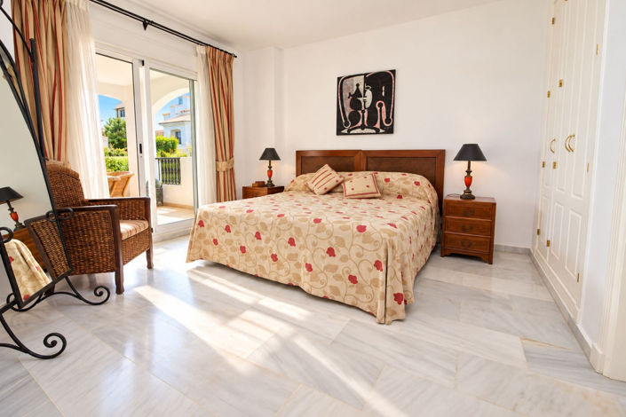 Image No.34-2 Bed Apartment for sale