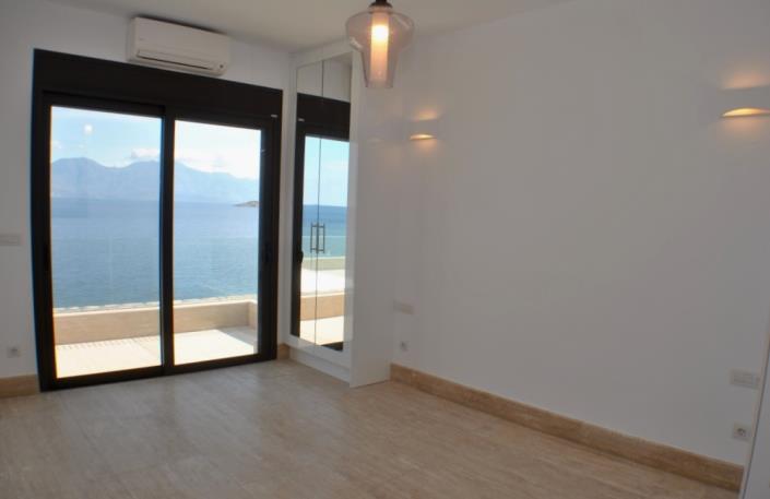 Image No.13-4 Bed Villa / Detached for sale