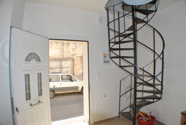 Image No.3-1 Bed House for sale