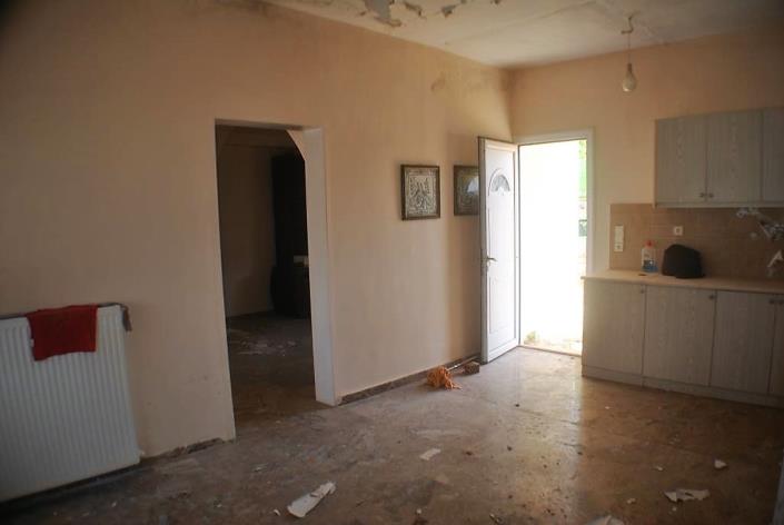 Image No.2-Maison de 2 chambres à vendre à Pacheia Ammos