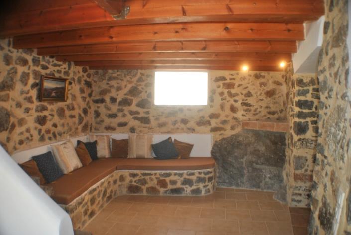 Image No.4-Maison de 2 chambres à vendre à Exo Lakkonia