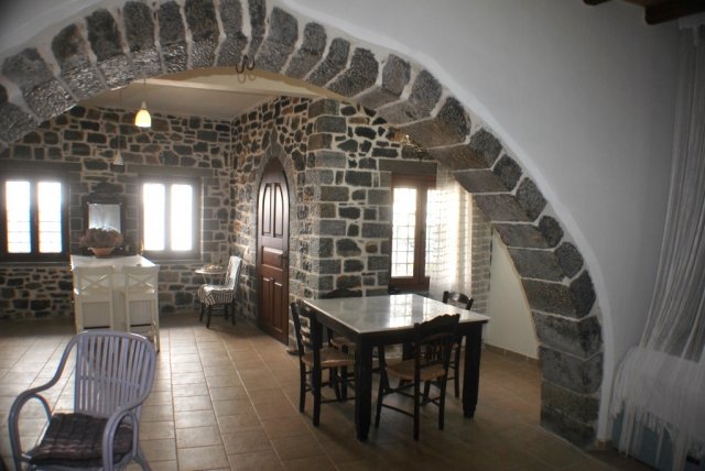 Image No.3-Maison de 2 chambres à vendre à Neapoli