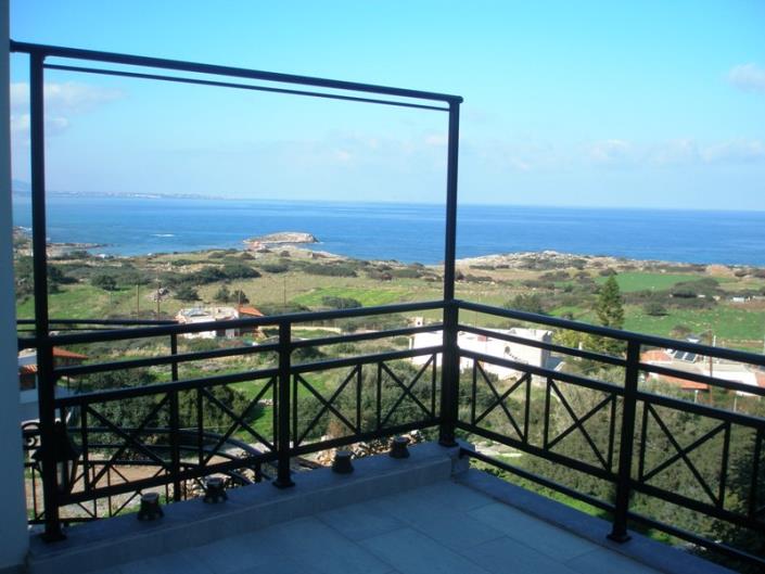 Image No.9-Maison / Villa de 2 chambres à vendre à Sissi