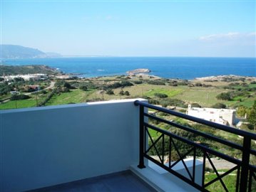 Maison / Villa de 2 chambres à vendre à Sissi