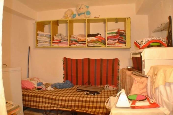 Image No.7-2 Bed House for sale