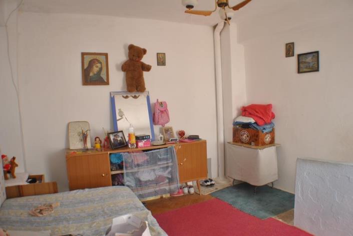 Image No.13-2 Bed House for sale