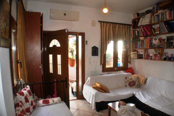 Image No.6-2 Bed House for sale