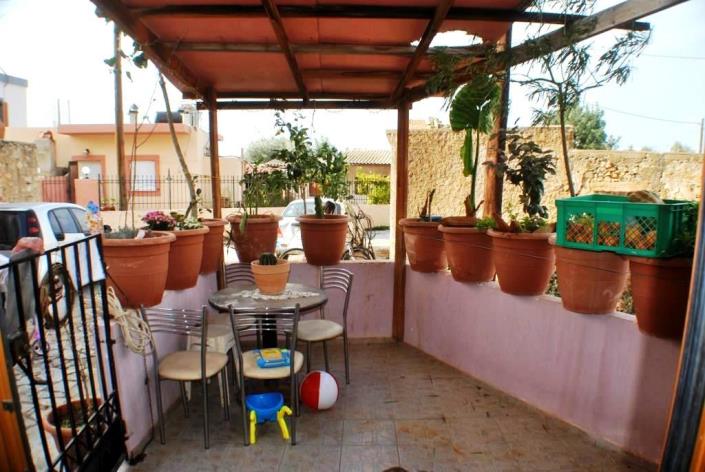 Image No.23-2 Bed House for sale