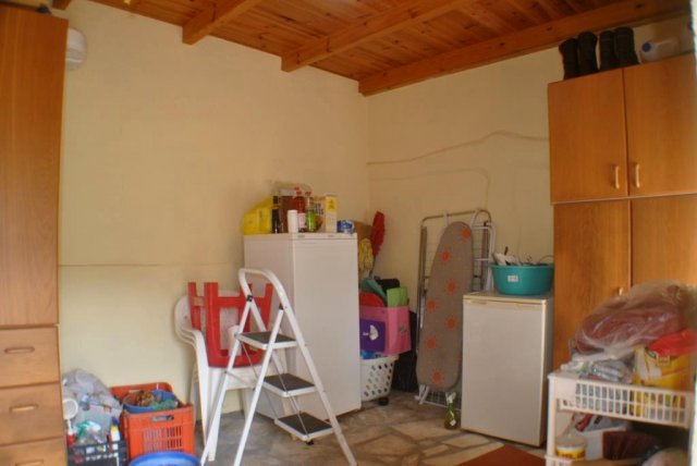 Image No.17-4 Bed House for sale