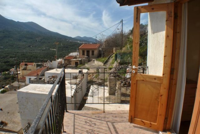 Image No.19-4 Bed House for sale