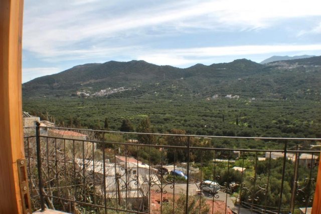 Image No.20-4 Bed House for sale