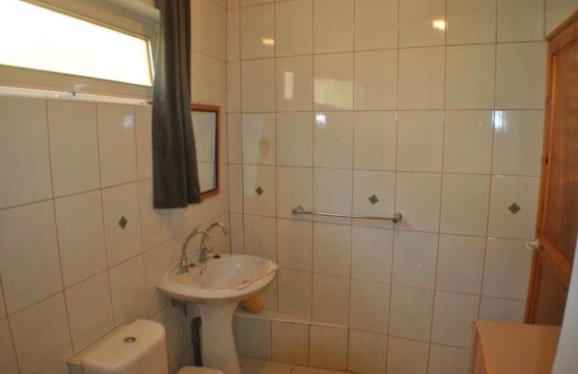 Image No.27-4 Bed House for sale