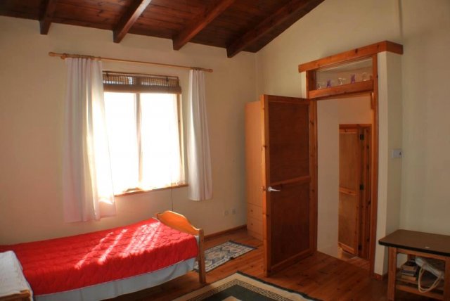 Image No.28-4 Bed House for sale