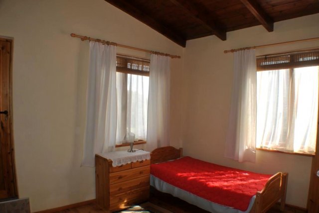 Image No.25-4 Bed House for sale