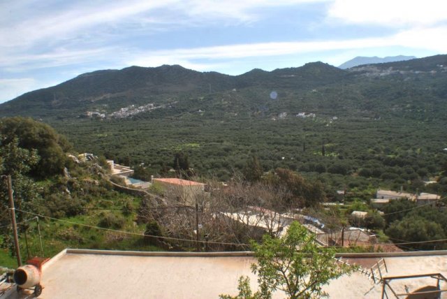 Image No.30-4 Bed House for sale