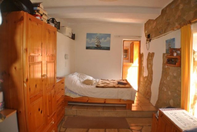 Image No.6-4 Bed House for sale