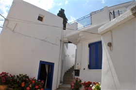 Image No.2-Maison de 3 chambres à vendre à Neapoli