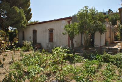 1 - Neapoli, Maison