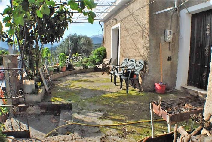 Image No.1-3 Bed House for sale