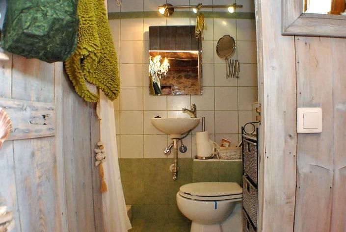 Image No.27-2 Bed House for sale