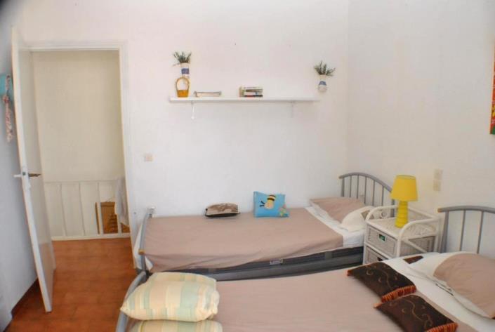 Image No.15-2 Bed House for sale