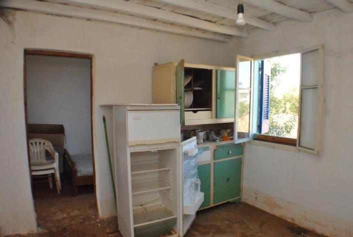 Image No.11-2 Bed Country House for sale