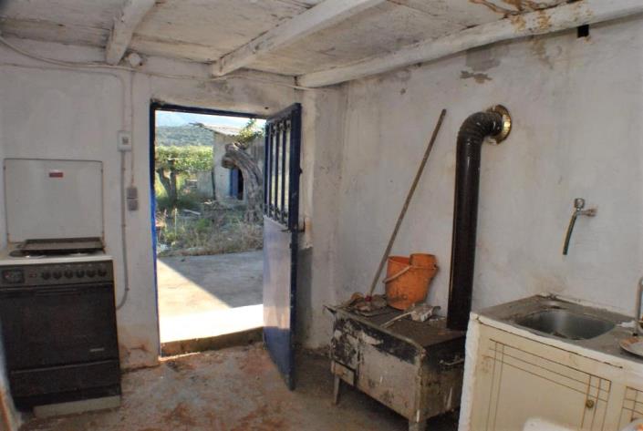 Image No.15-2 Bed Country House for sale