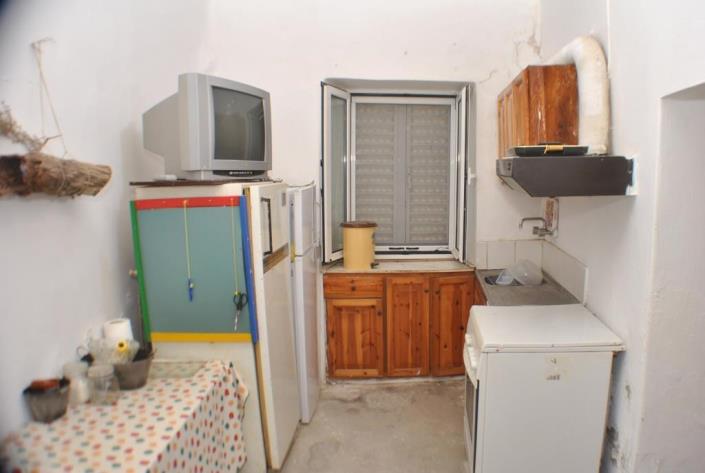 Image No.4-2 Bed House for sale