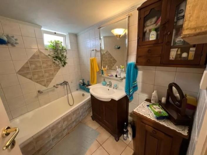 Image No.12-3 Bed Apartment for sale