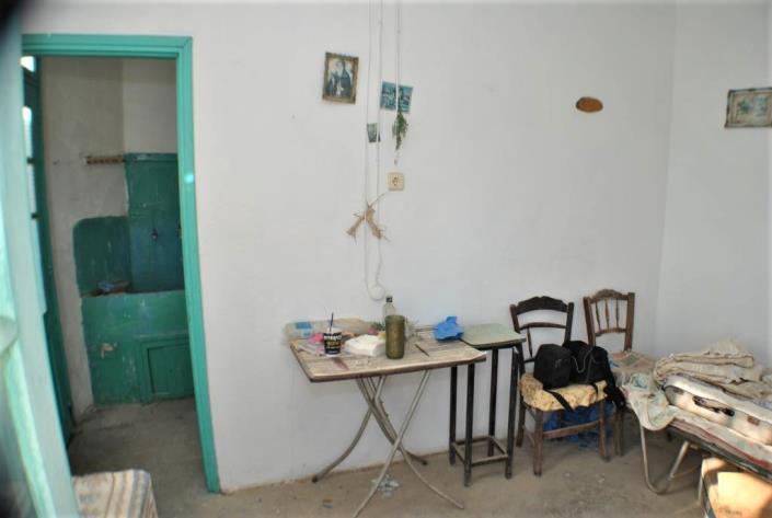 Image No.5-2 Bed House for sale