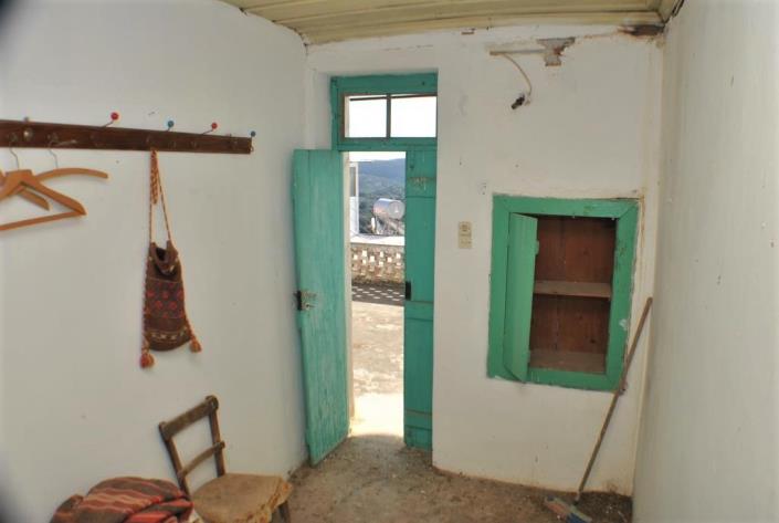 Image No.12-2 Bed House for sale