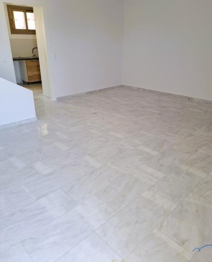 Image No.9-3 Bed Maisonette for sale