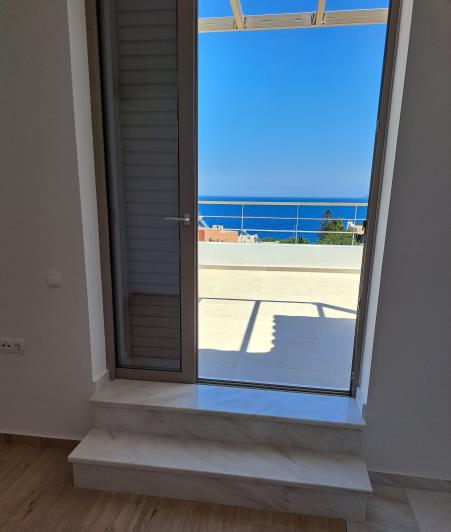 Image No.24-3 Bed Maisonette for sale