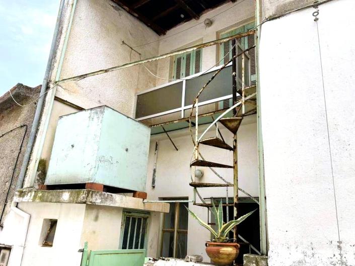 Image No.15-House for sale