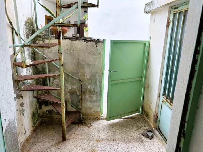 Image No.14-House for sale