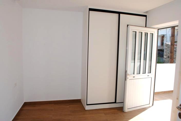 Image No.10-Maison / Villa de 1 chambre à vendre à Neapoli